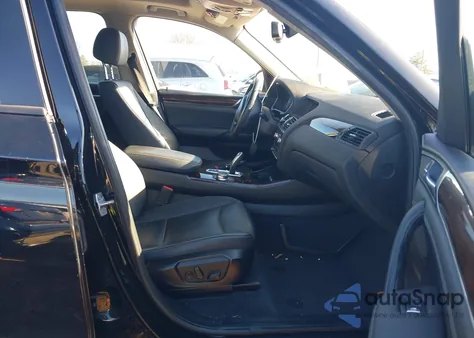 2017 BMW X3 Sdrive28I z USA, uszkodzony, nr VIN 5UXWZ7C34H0X40627